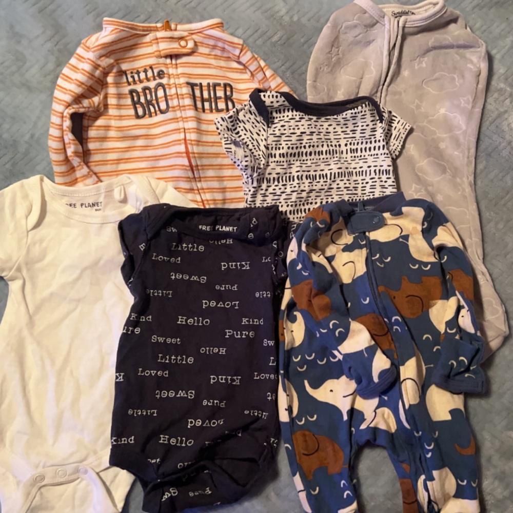 Newborn baby clothes